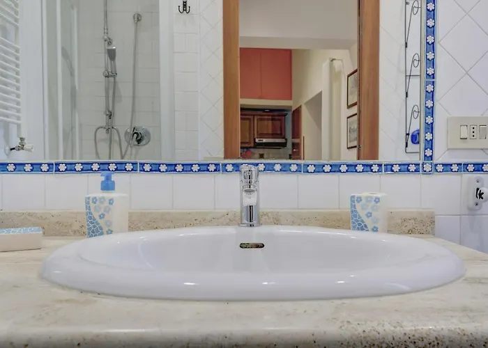 Colosseo Residenza Sette Sale Lägenhet Rom