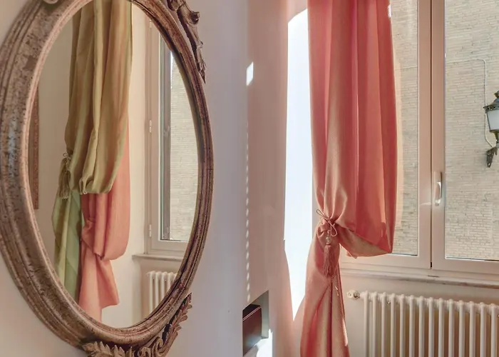 Colosseo Residenza Sette Sale Lägenhet Rom